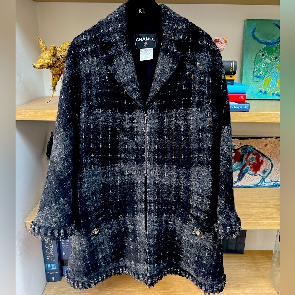 Chanel jacket 46